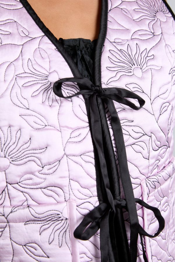 arte reversible gilet - black u0026 pink satin - Image 4