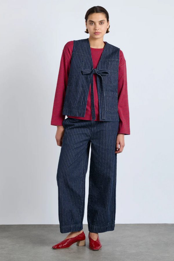 dilly gilet - navy pinstripe - Image 4