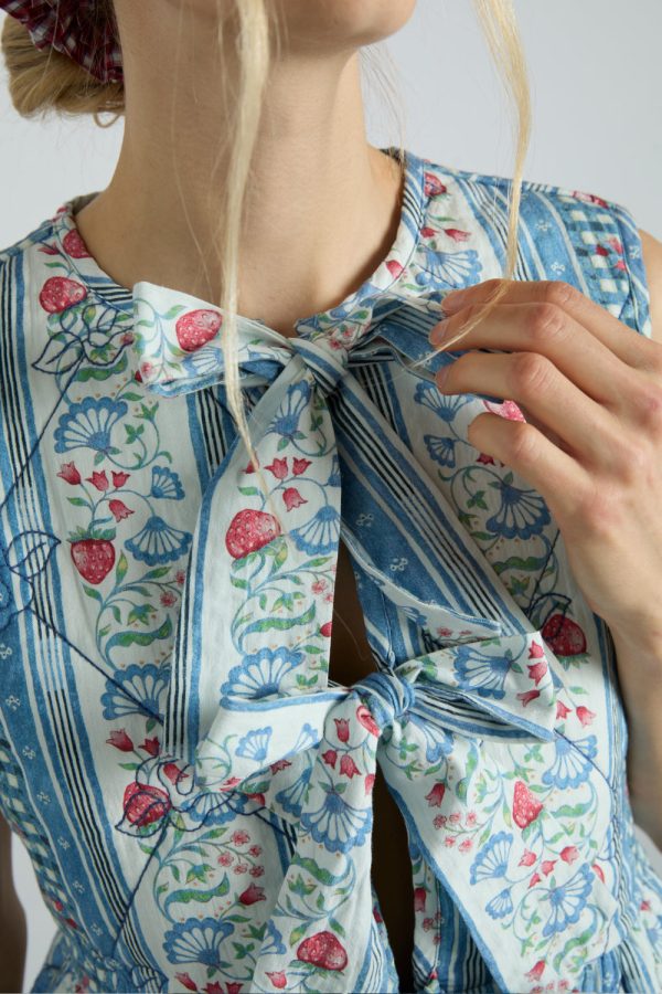 catrin gilet - wallpaper floral - Image 4