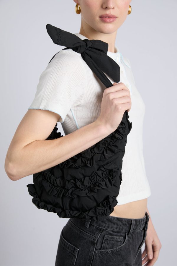 quinn slouchy bag in black - Image 4