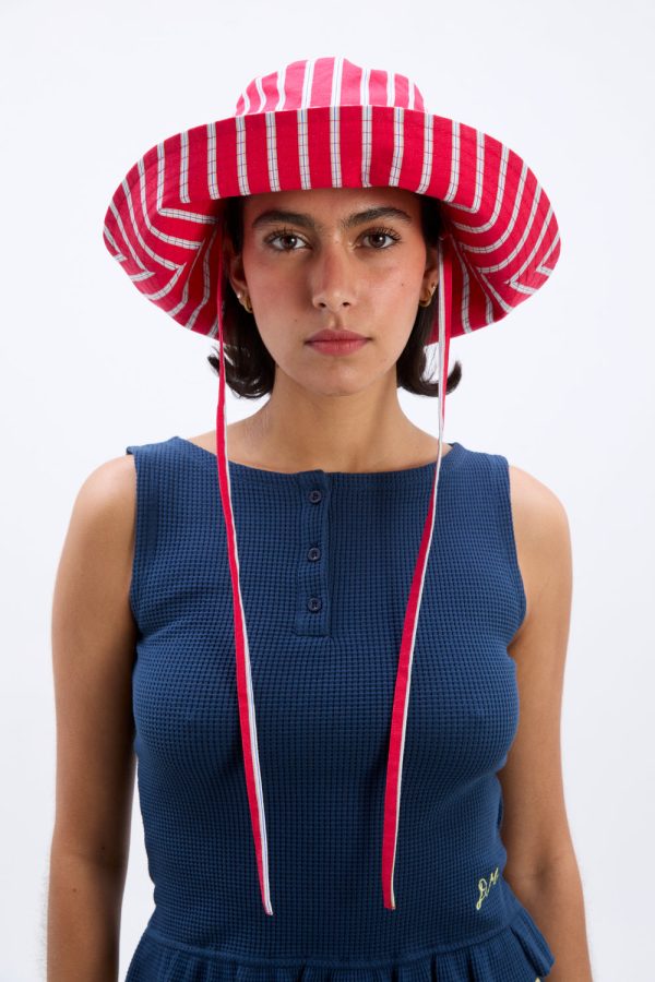 sun hat in red stripe