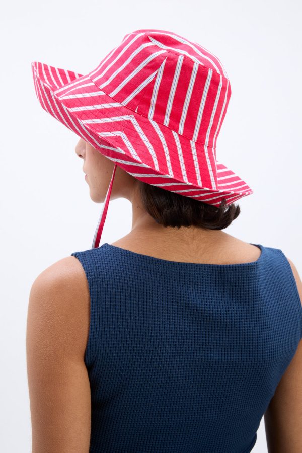 sun hat in red stripe - Image 5